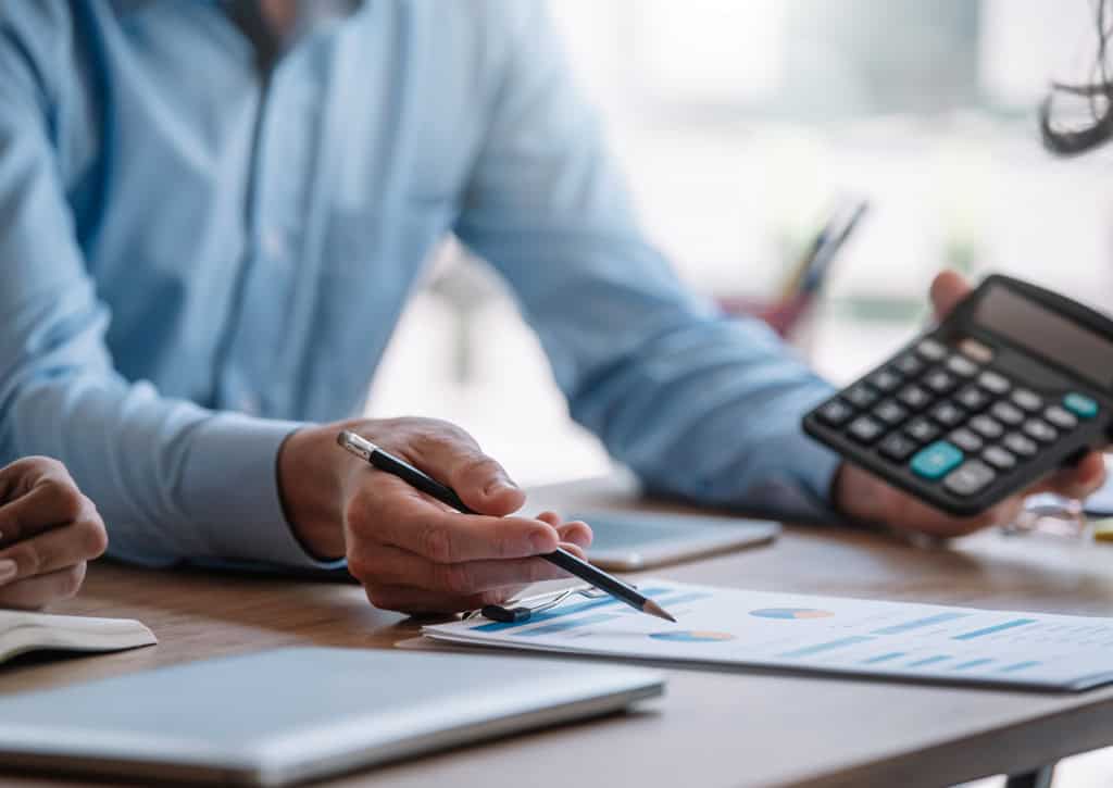 send quotes, invoices & payment links